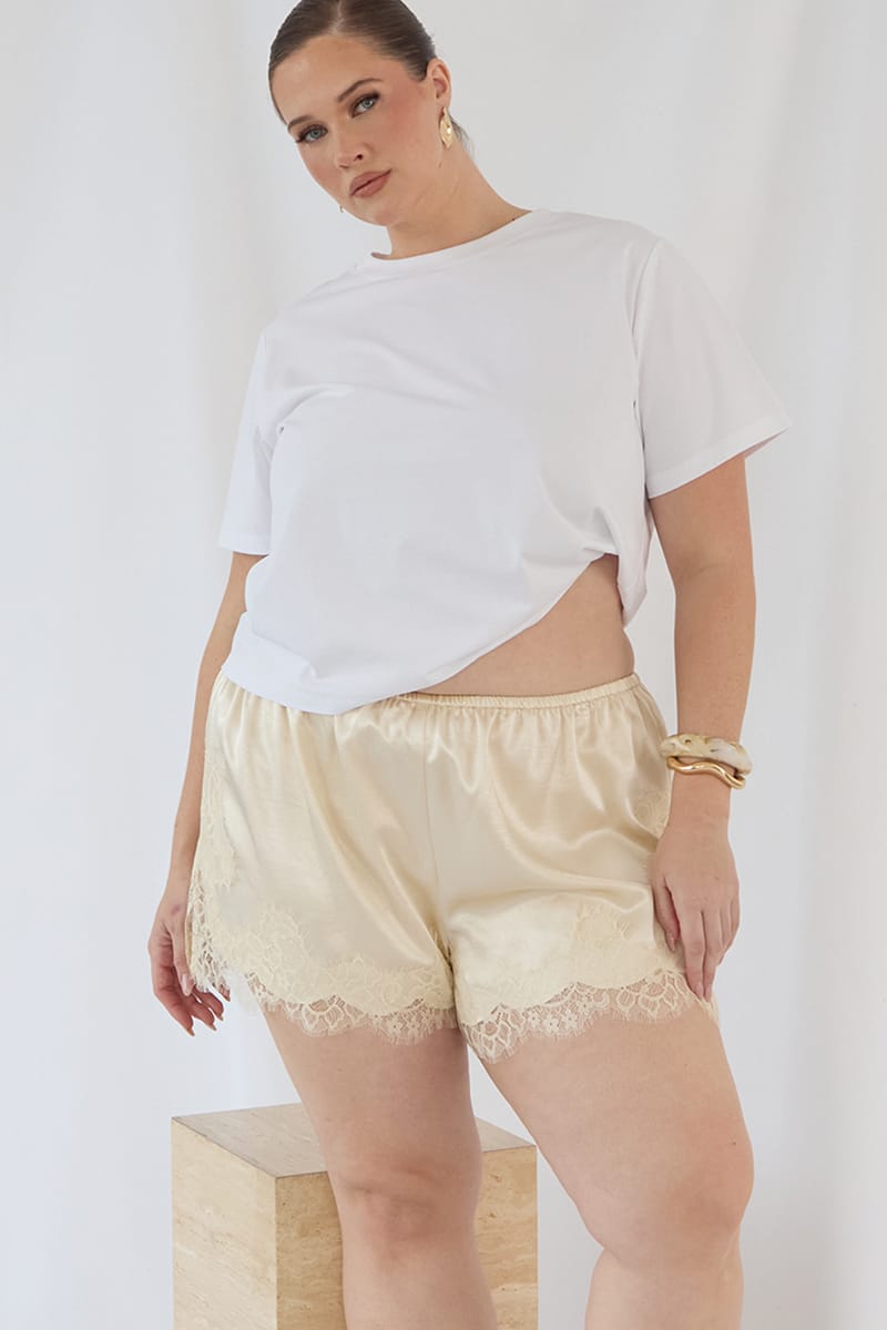 White Relaxed Tee Short Sleeve for YouandAll Fashion